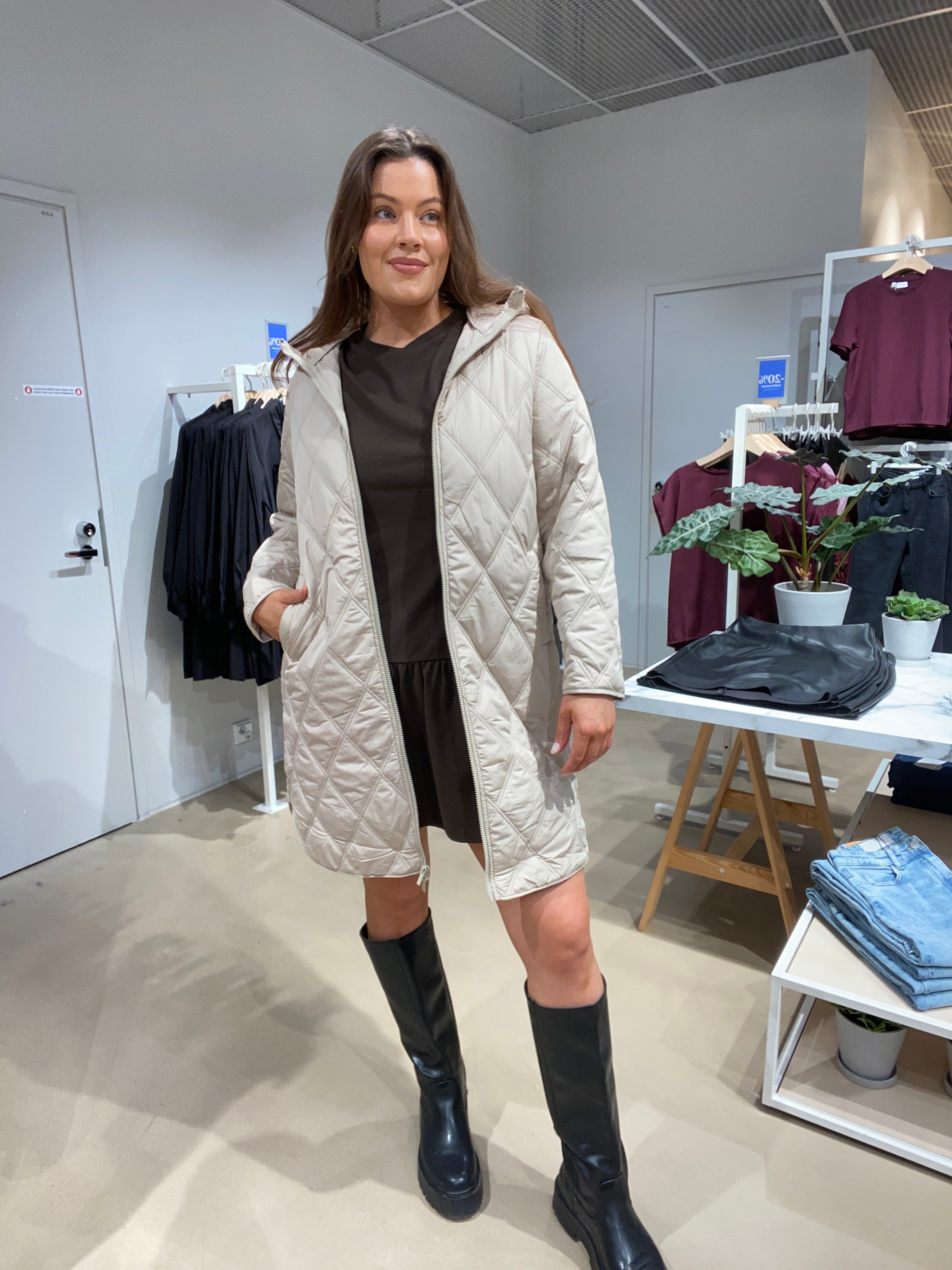 VIQUILA Coat - Feather Gray